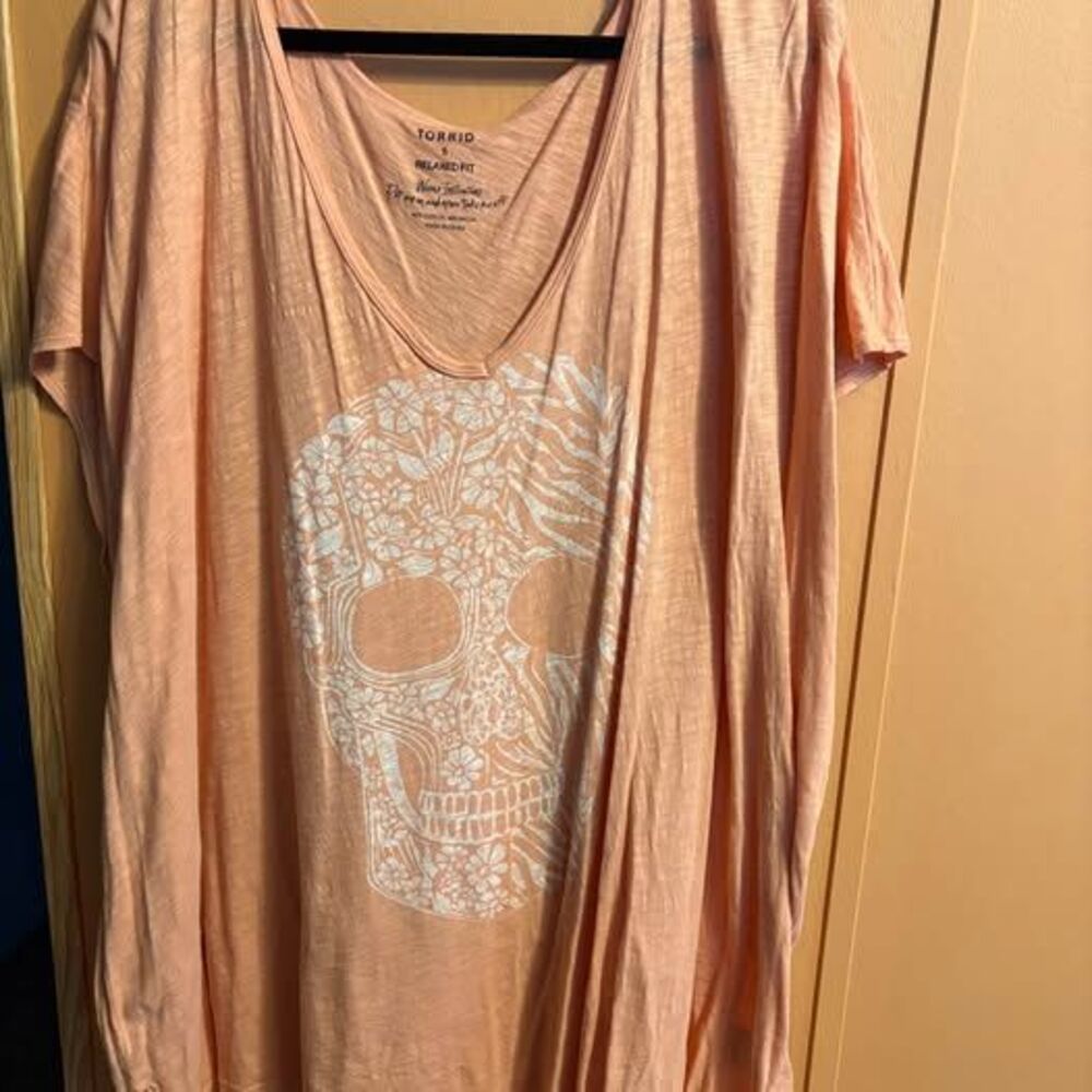 Torrid tropical skulls floral shirt top nwot sz 5 5xl goth gothic plus size